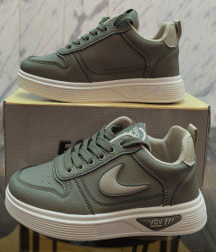 Lightweight Sports Sneakers – Ultimate Comfort & Performance