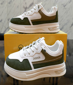 Lightweight Sports Sneakers – Ultimate Comfort & Performance